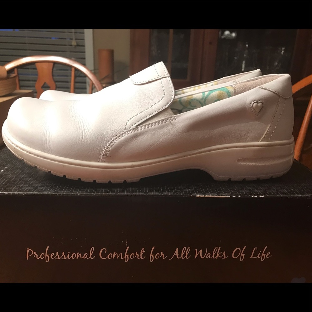 Nurse Mates Meredith Size 11